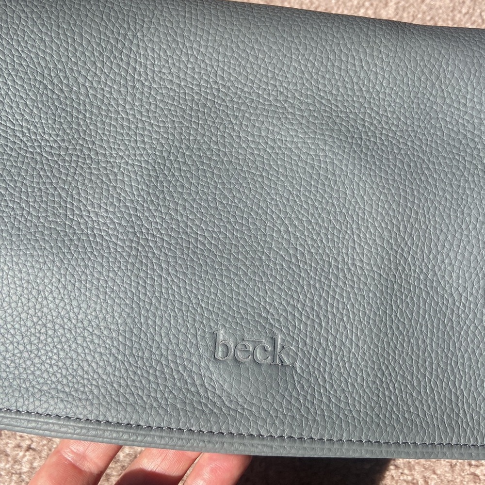 Beck Bag Cynthia Clutch Issy